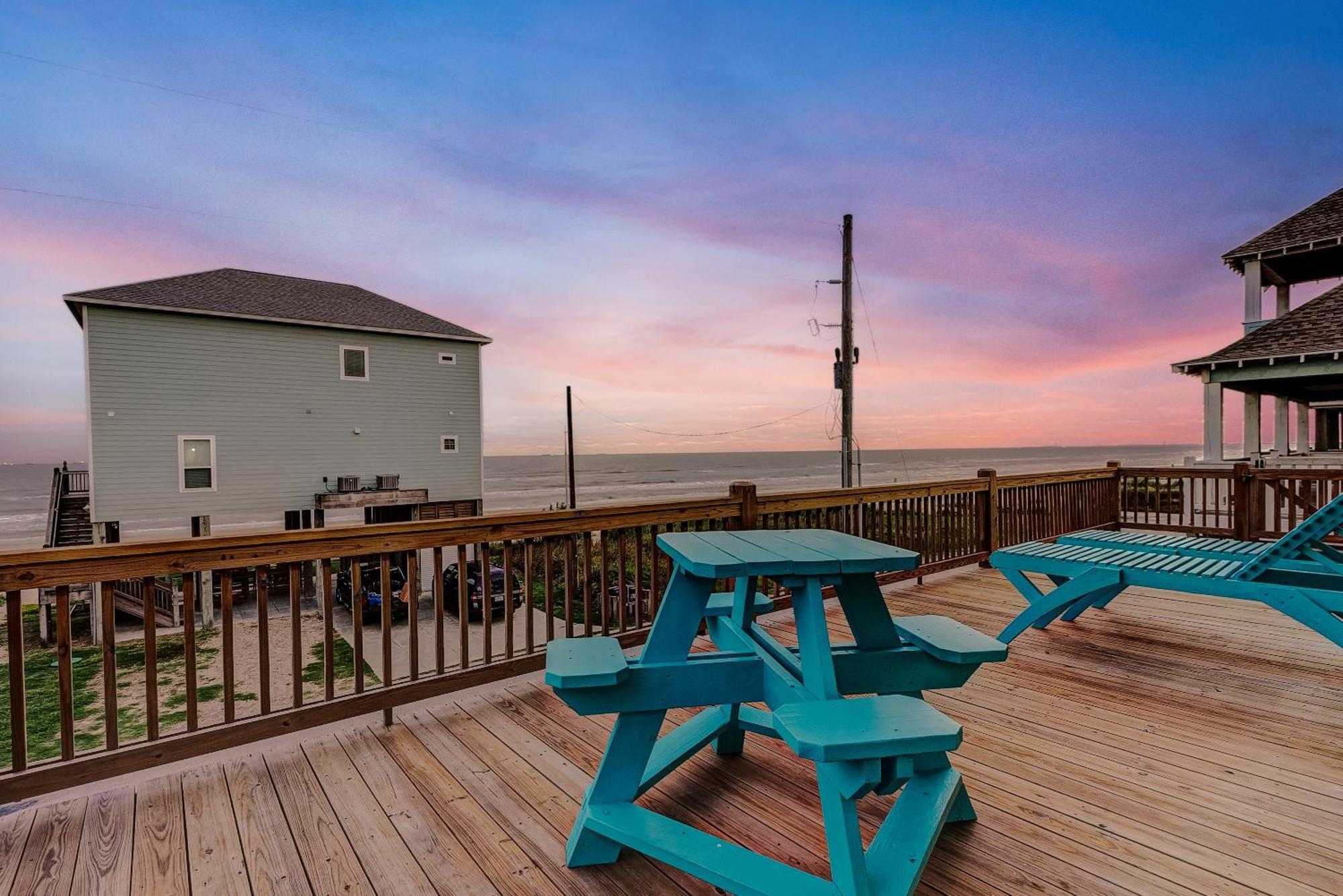 Beachfront - Hot Tub - Bbq - 14 Guests Bolivar Peninsula Exterior photo